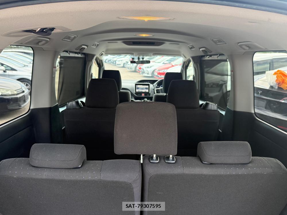 Toyota VOXY HYBRID 2015-03 1289514-27