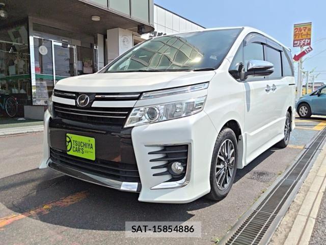 Toyota VOXY 2015-09 8039093-0