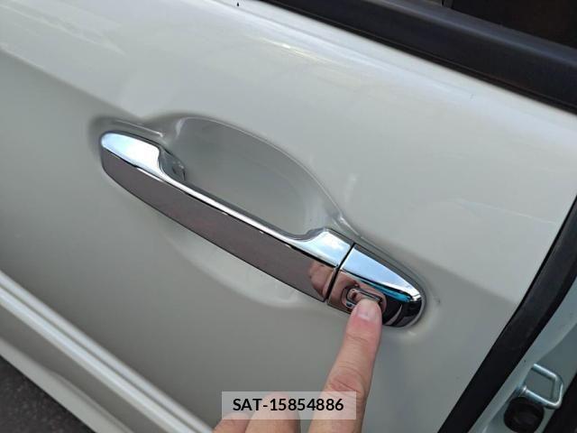 Toyota VOXY 2015-09 8039093-24