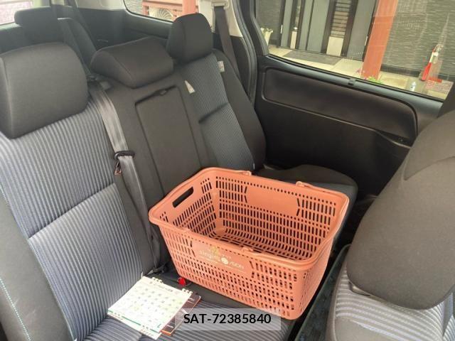 Toyota VOXY 2014-10 8039100-22