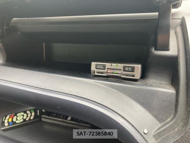 Toyota VOXY 2014-10 8039100-24