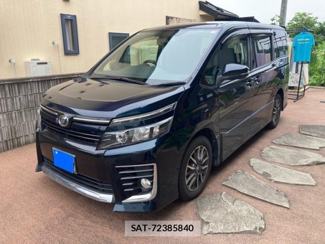 Toyota VOXY 2014-10 8039100-2