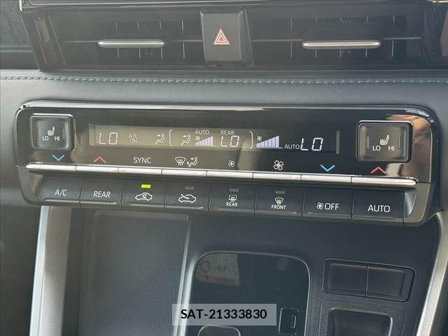 Toyota VOXY 2023-09 8039069-3