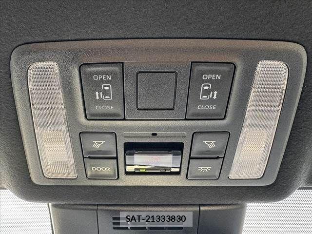 Toyota VOXY 2023-09 8039069-5