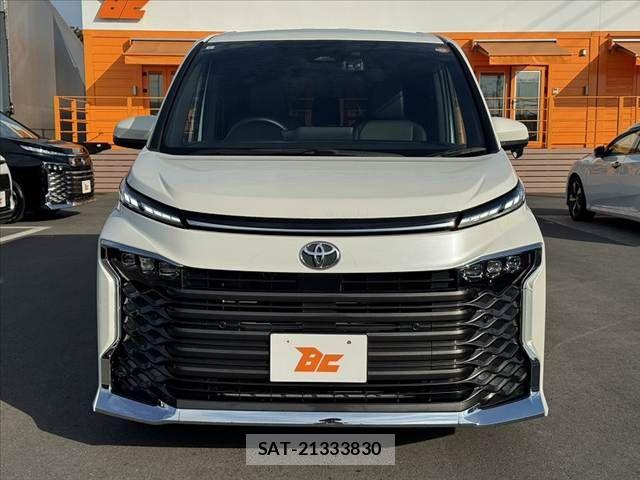 Toyota VOXY 2023-09 8039069-8
