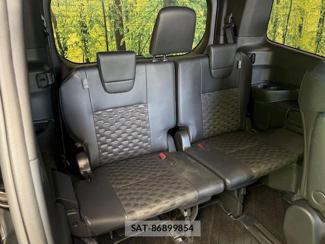 Toyota VOXY 2024-04 8039061-9