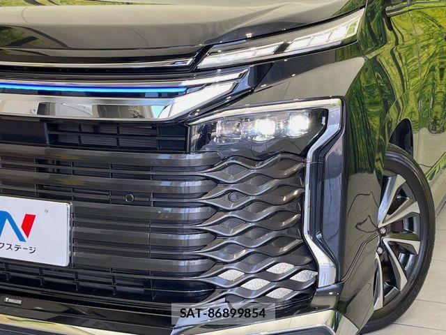 Toyota VOXY 2024-04 8039061-12