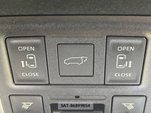 Toyota VOXY 2024-04 8039061-4