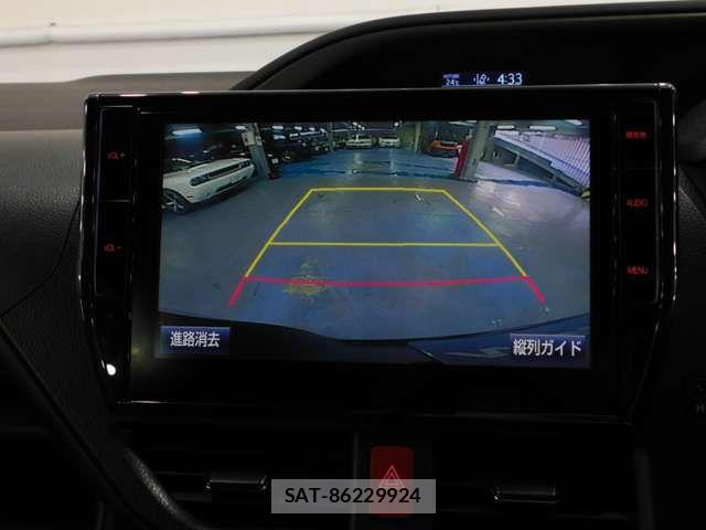 Toyota VOXY 2016-05 8039098-10