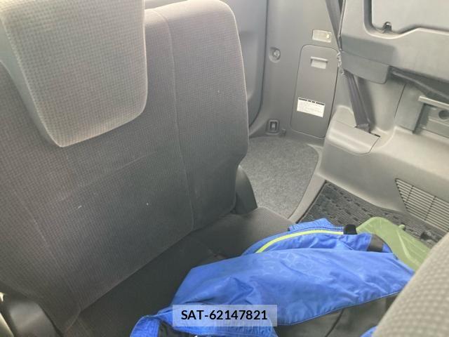 Toyota VOXY 2008-03 8039118-15