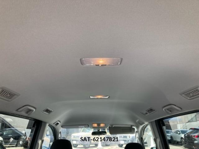 Toyota VOXY 2008-03 8039118-17