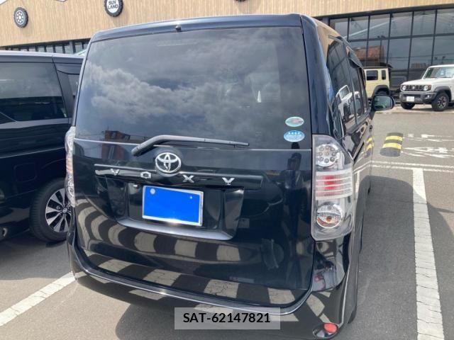 Toyota VOXY 2008-03 8039118-5