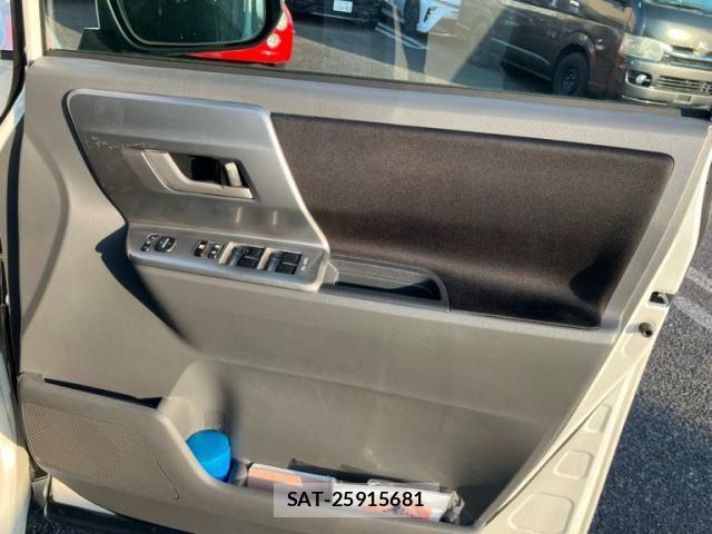 Toyota VOXY 2008-02 8039123-9