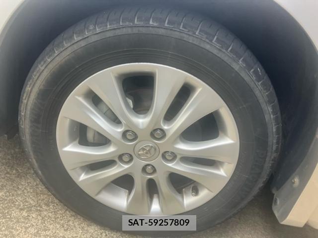 Toyota VOXY 2010-07 8039105-10