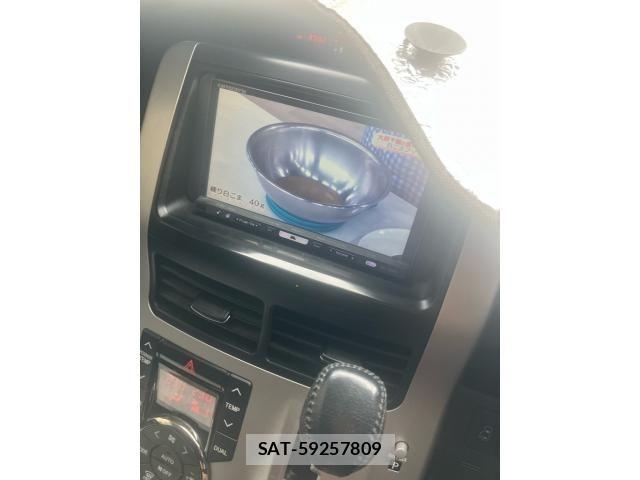 Toyota VOXY 2010-07 8039105-15