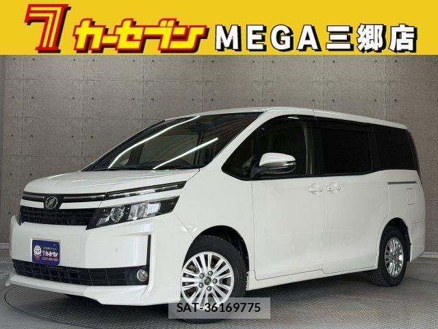 Toyota VOXY 2015-07 8039094-0
