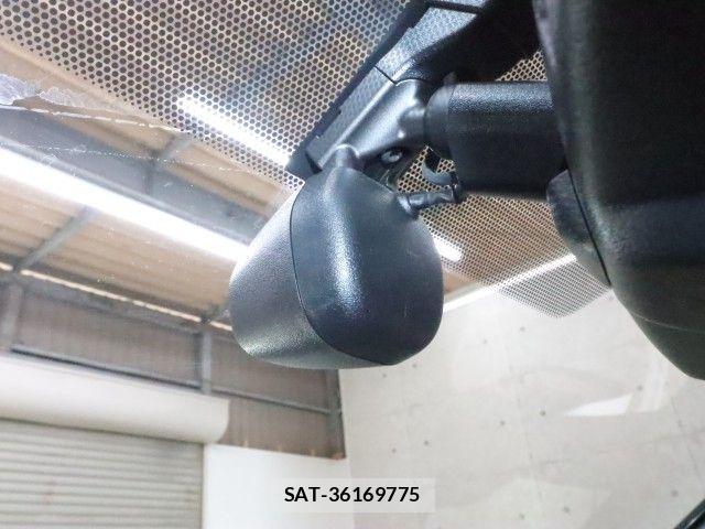 Toyota VOXY 2015-07 8039094-14