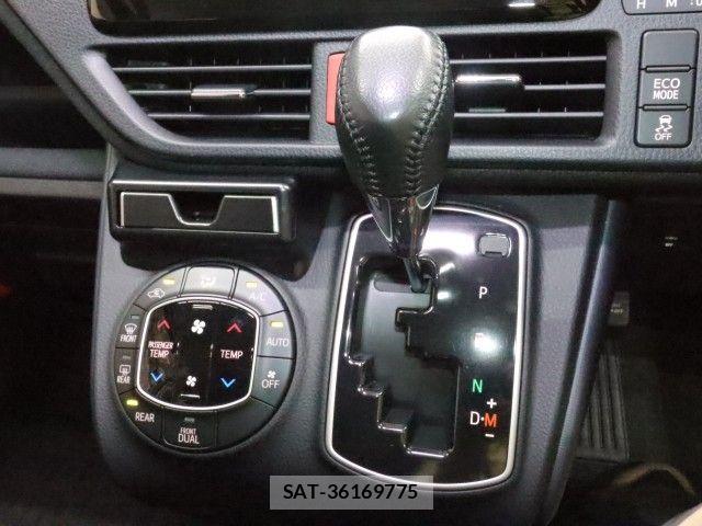 Toyota VOXY 2015-07 8039094-20