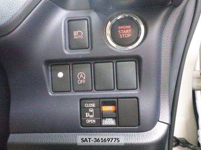 Toyota VOXY 2015-07 8039094-23