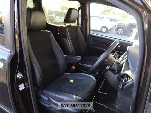 Toyota VOXY 2020-10 8039083-9