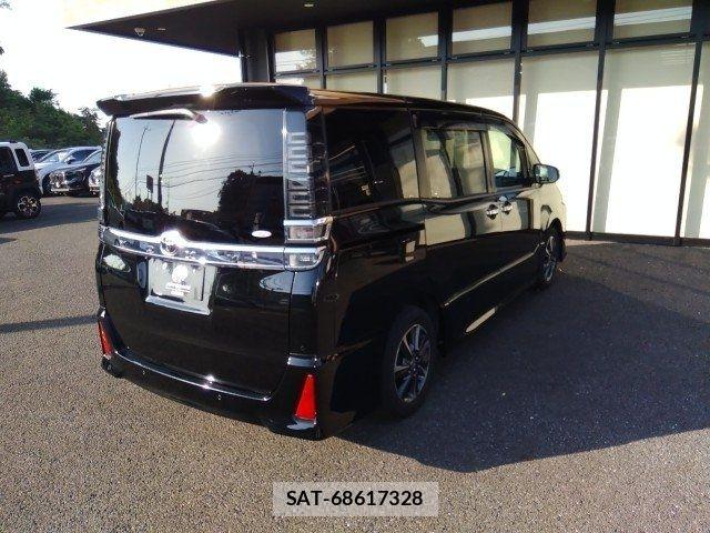 Toyota VOXY 2020-10 8039083-18