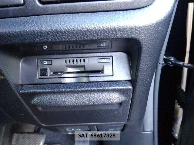 Toyota VOXY 2020-10 8039083-20