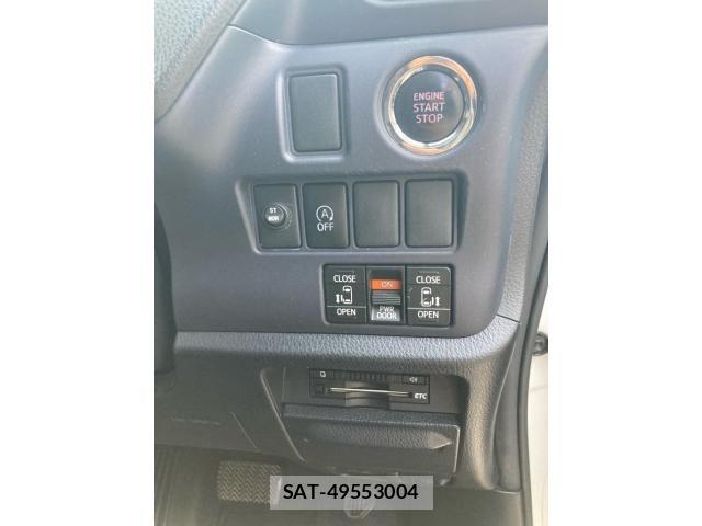 Toyota VOXY 2014-07 8039101-11