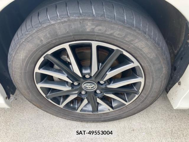 Toyota VOXY 2014-07 8039101-7