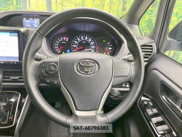 Toyota VOXY 2021-06 8039081-11