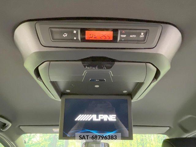 Toyota VOXY 2021-06 8039081-5