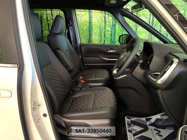 Toyota VOXY 2025-08 8039068-10