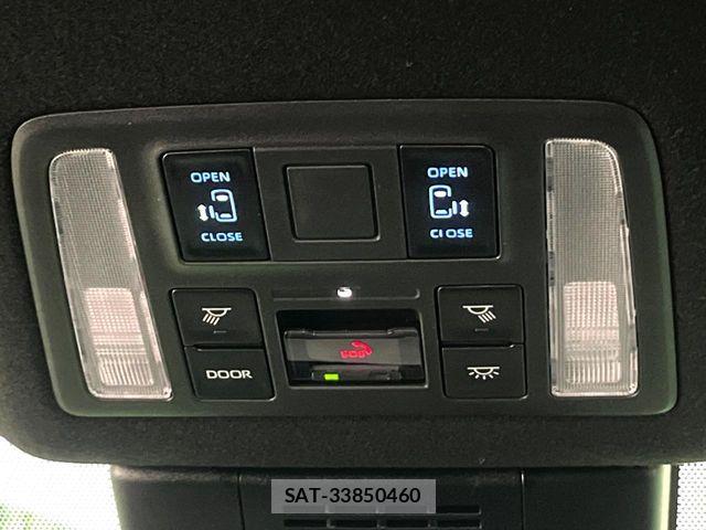 Toyota VOXY 2025-08 8039068-2