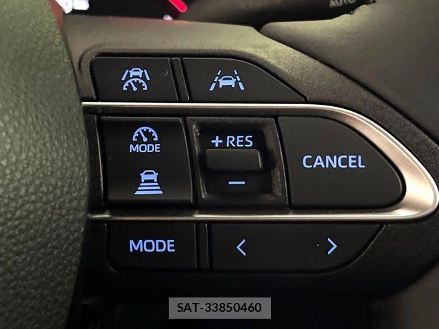 Toyota VOXY 2025-08 8039068-6