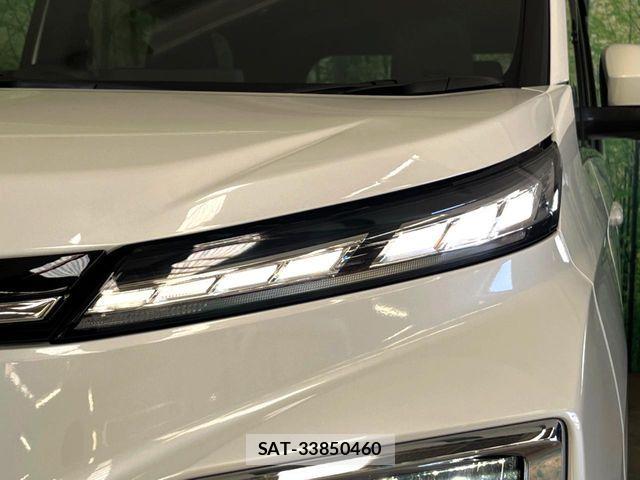 Toyota VOXY 2025-08 8039068-7