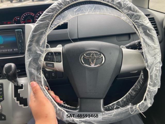 Toyota VOXY 2011-03 8039122-20