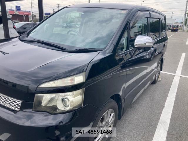 Toyota VOXY 2011-03 8039122-3