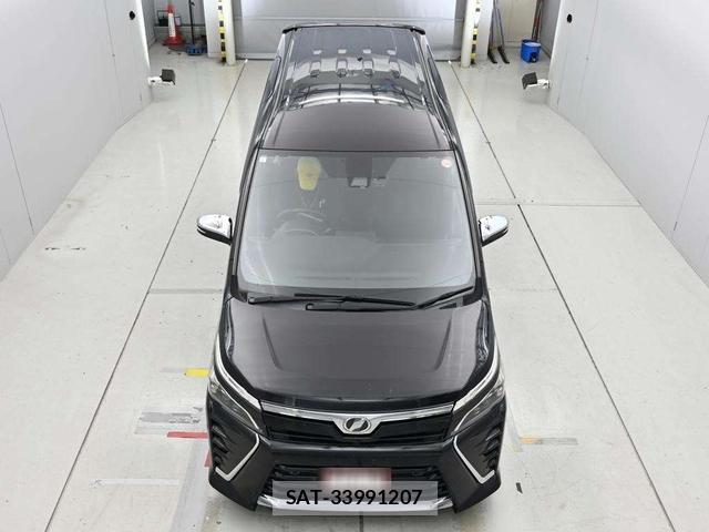 Toyota VOXY 2019-06 8044946-7