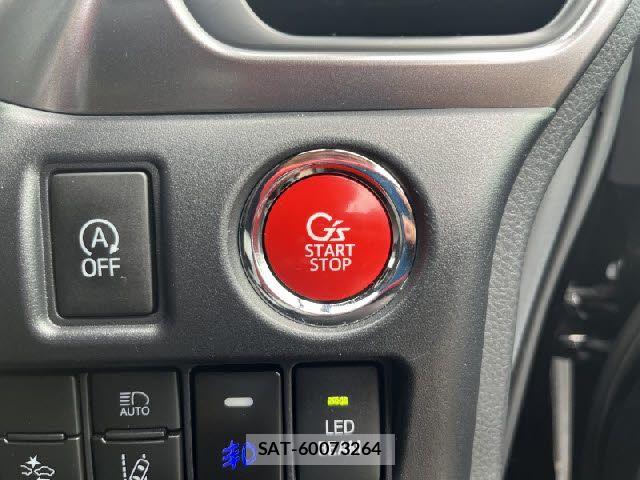 Toyota VOXY 2017-01 8039091-21