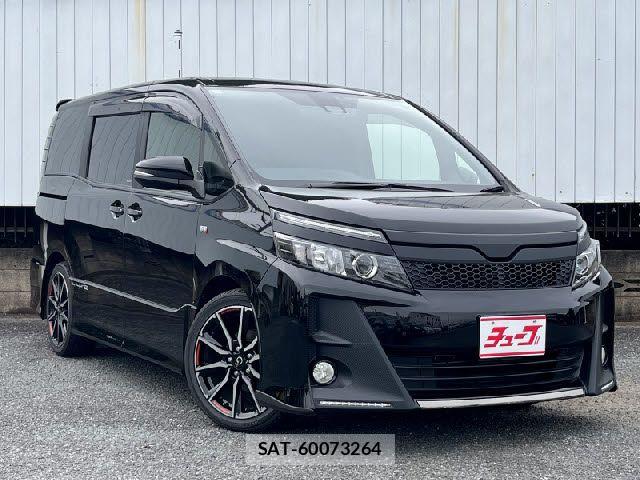 Toyota VOXY 2017-01 8039091-6