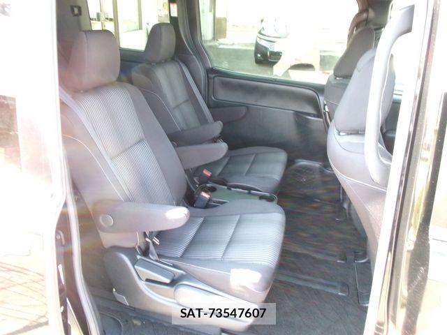 Toyota VOXY 2020-06 8039074-23