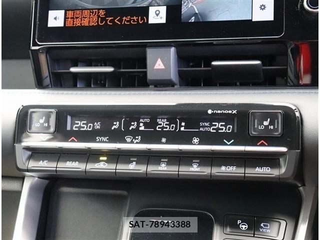 Toyota VOXY 2022-02 8039058-8