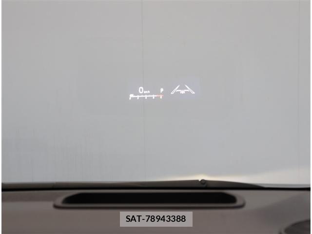 Toyota VOXY 2022-02 8039058-11