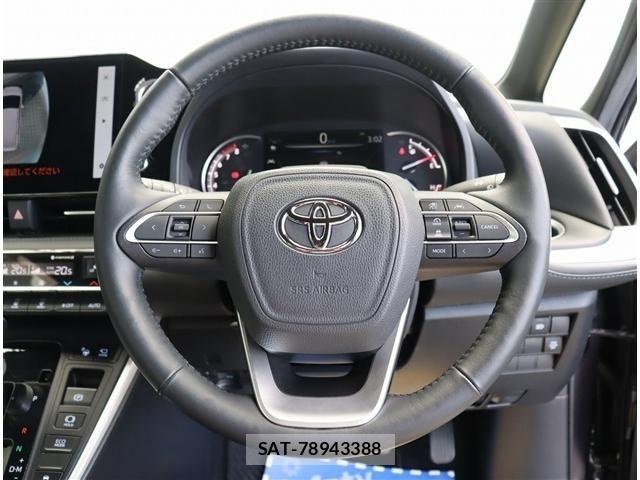 Toyota VOXY 2022-02 8039058-12