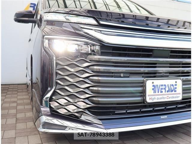 Toyota VOXY 2022-02 8039058-19