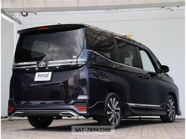 Toyota VOXY 2022-02 8039058-25