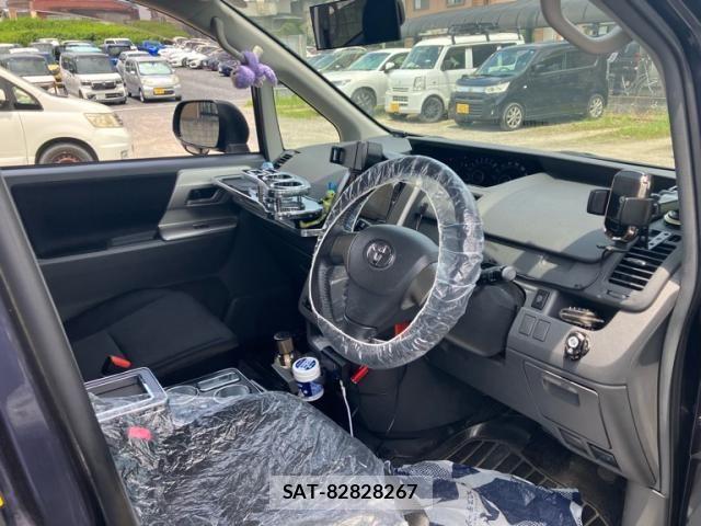 Toyota VOXY 2008-03 8039121-16