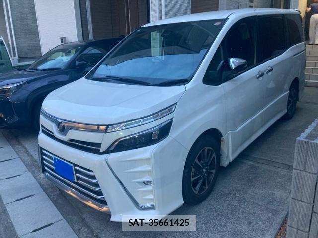 Toyota VOXY 2018-08 8039095-0