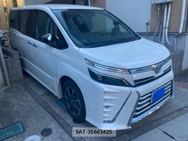 Toyota VOXY 2018-08 8039095-2