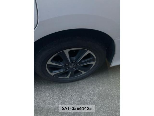 Toyota VOXY 2018-08 8039095-7