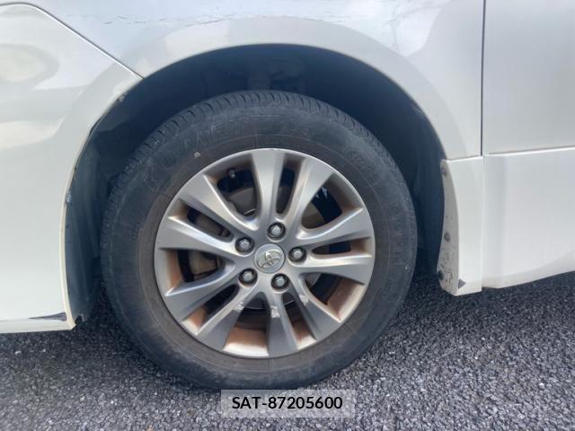 Toyota VOXY 2012-03 8039111-8